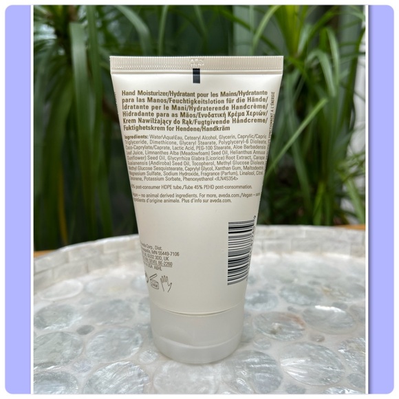Aveda Hand Relief lotion - Picture 2 of 4